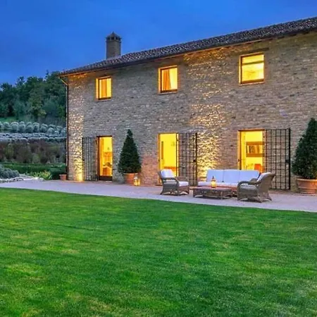 Villa Sleeps 12 Pool Air Con Wifi Palazzo Guglielmi